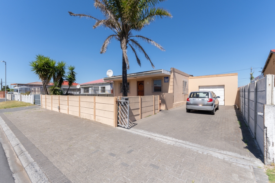 3 Bedroom Property for Sale in Ruyterwacht Western Cape